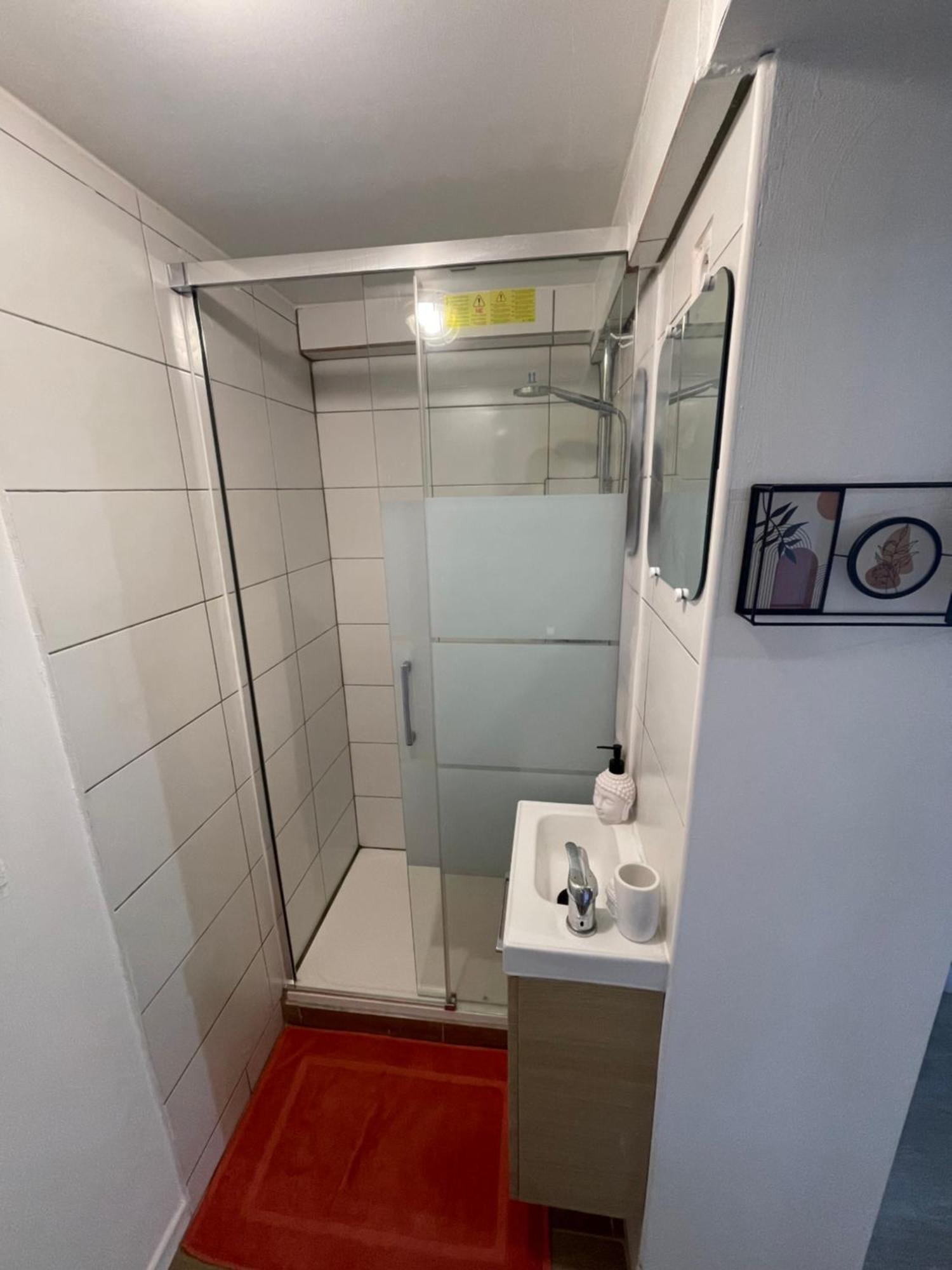 La Girafe Apartment Sannois Exterior photo